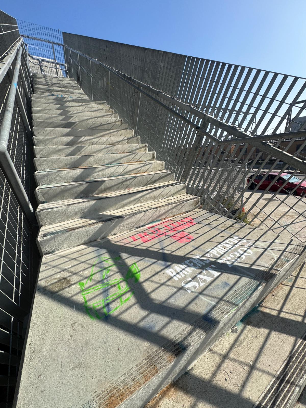Stencil 11.1 Sixth St Metro Stairs